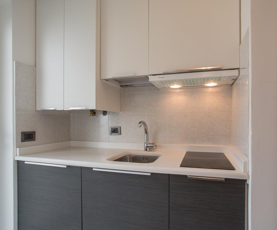 Casa Toblini Al Lago On The Beach Torbole Sul Garda Ngoại thất bức ảnh
